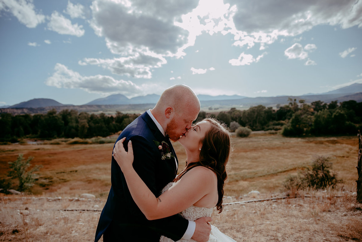 Chelsea Kyaw Photo-Colorado Wedding Photographer-Couple103