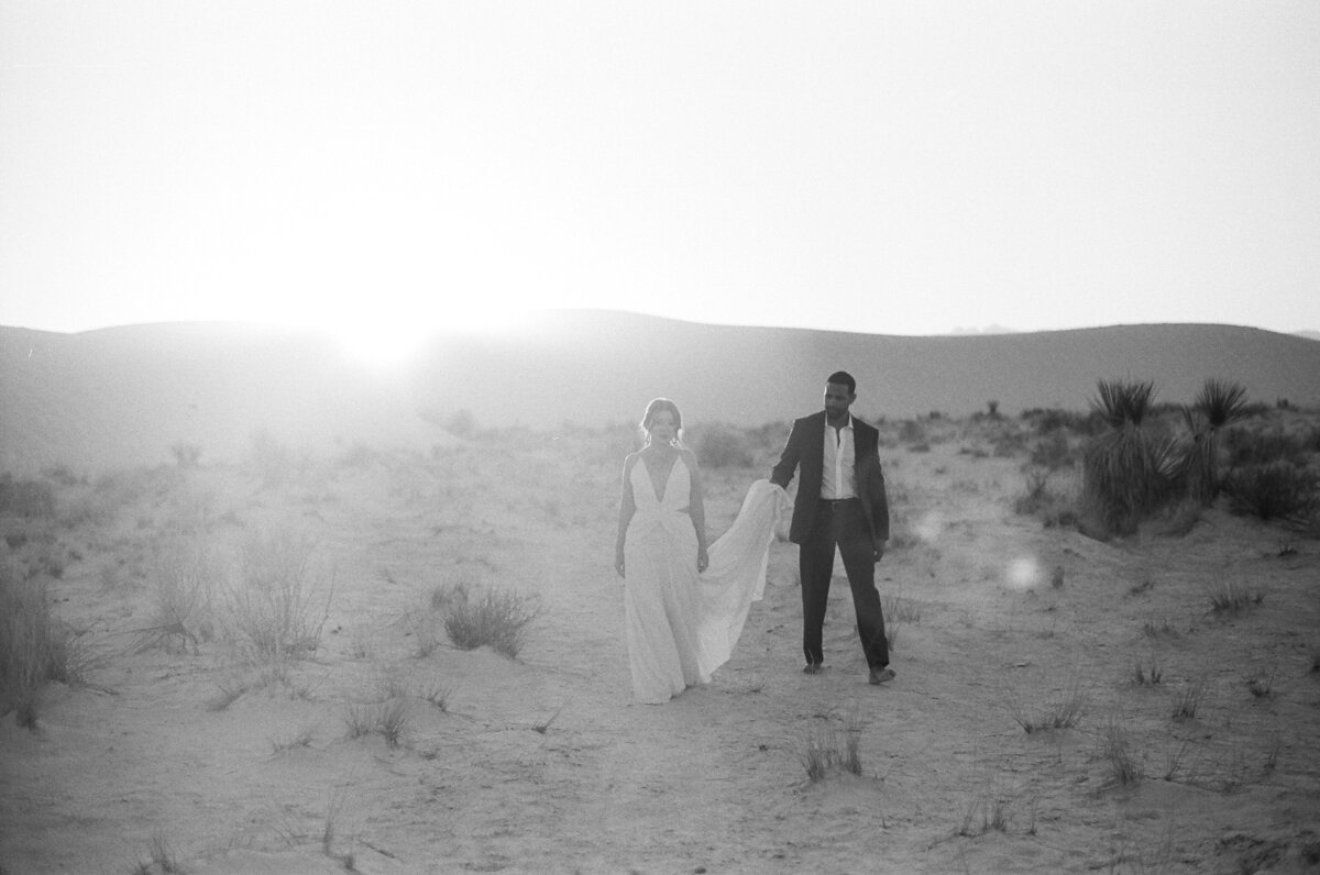 Mo Davis Photography wedding in white sands new mexico