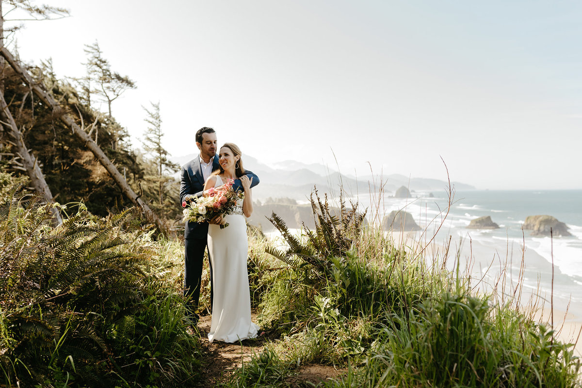 modern elopement at Ecola State Park in Cannon Beach on the Oregon Coast
