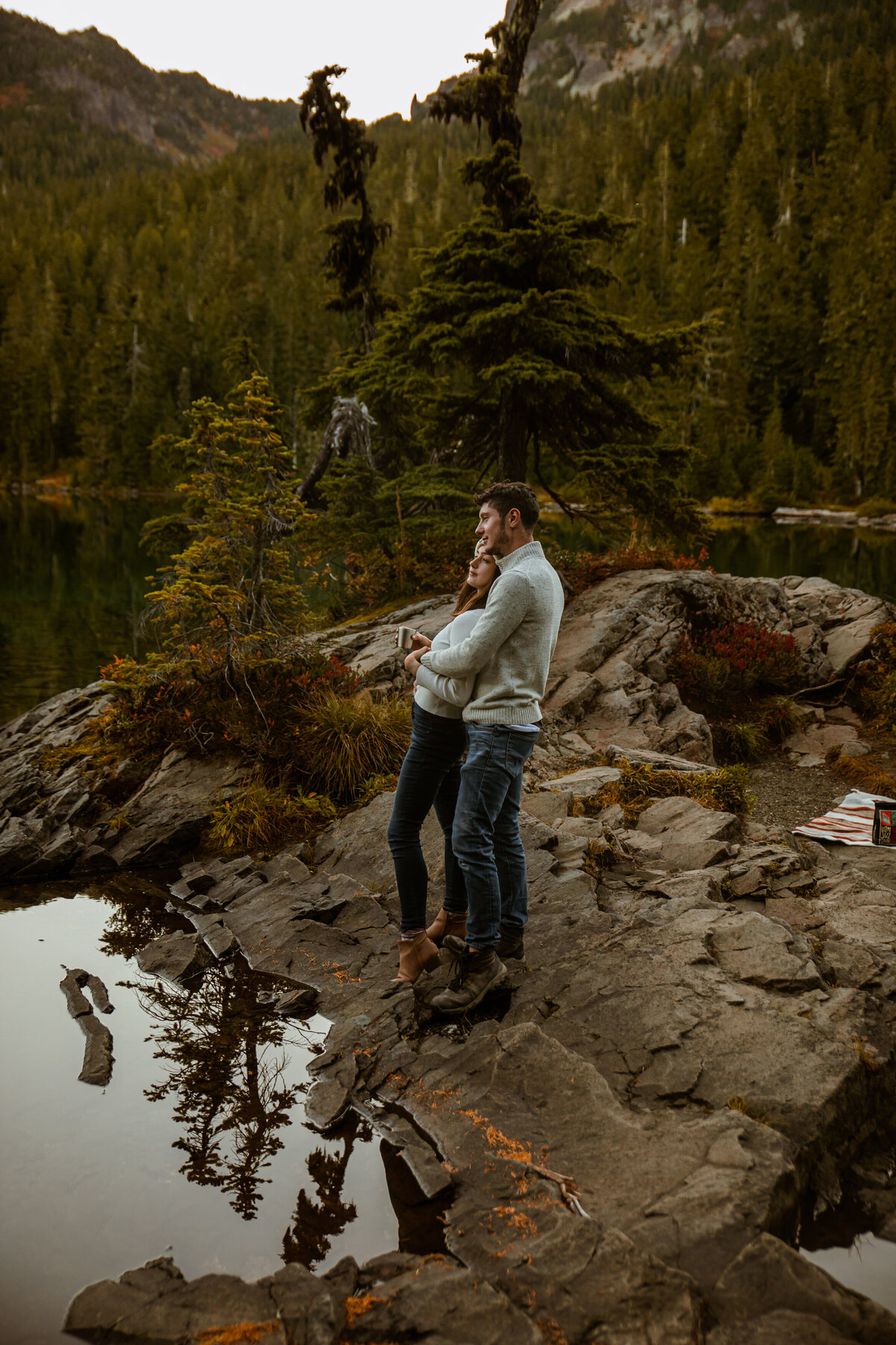 Duluth-MN-Elopement-Photographer-Roots-Revival-0016
