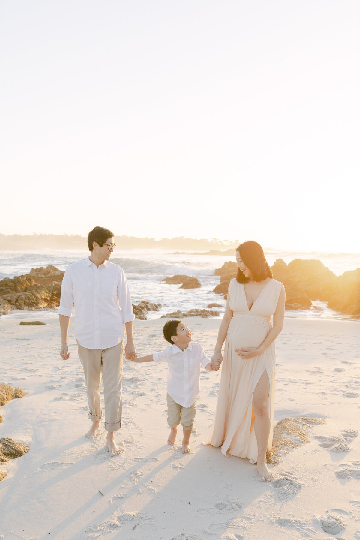 PERRUCCIPHOTO_PEBBLE_BEACH_FAMILY_MATERNITY_SESSION_74