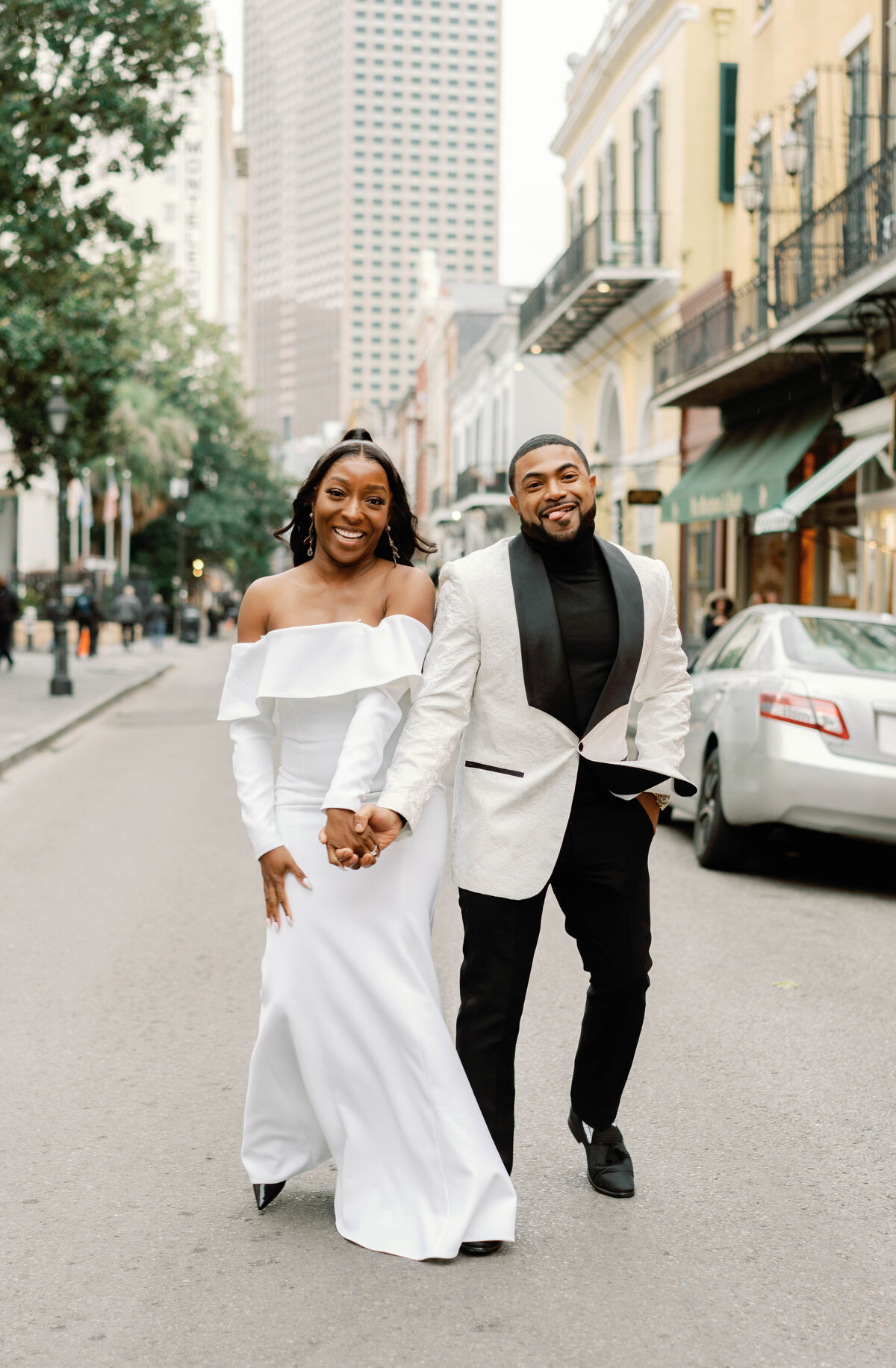 Ultra-Glam-New Orleans-French-Quarter-Engagement-Session-Photos-09449