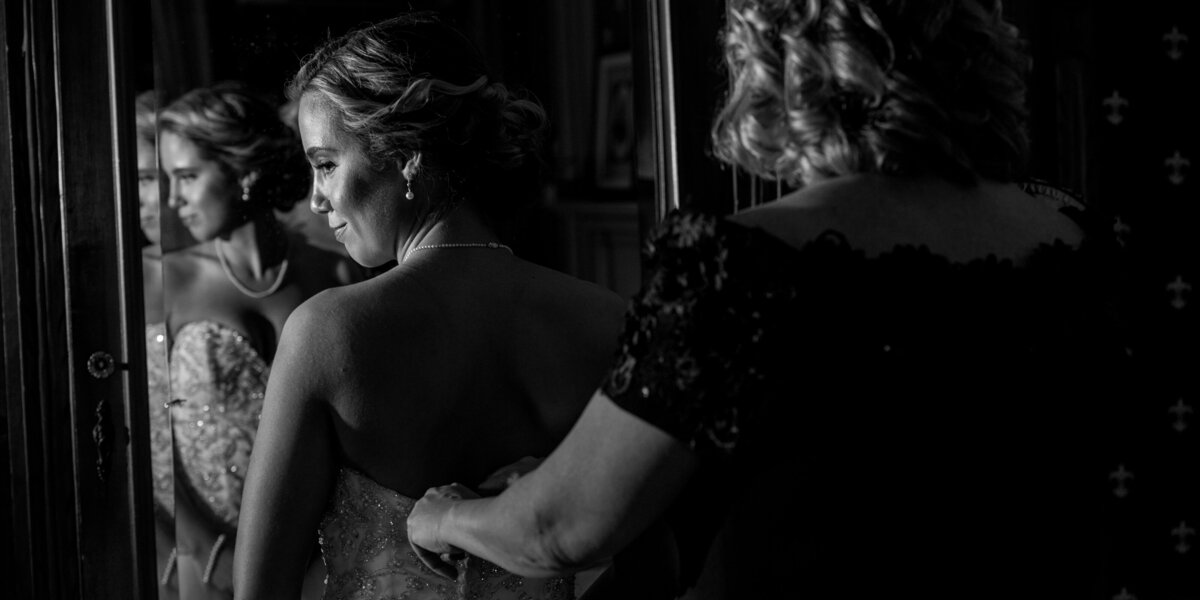 black and white cameron estate wedding photography prep