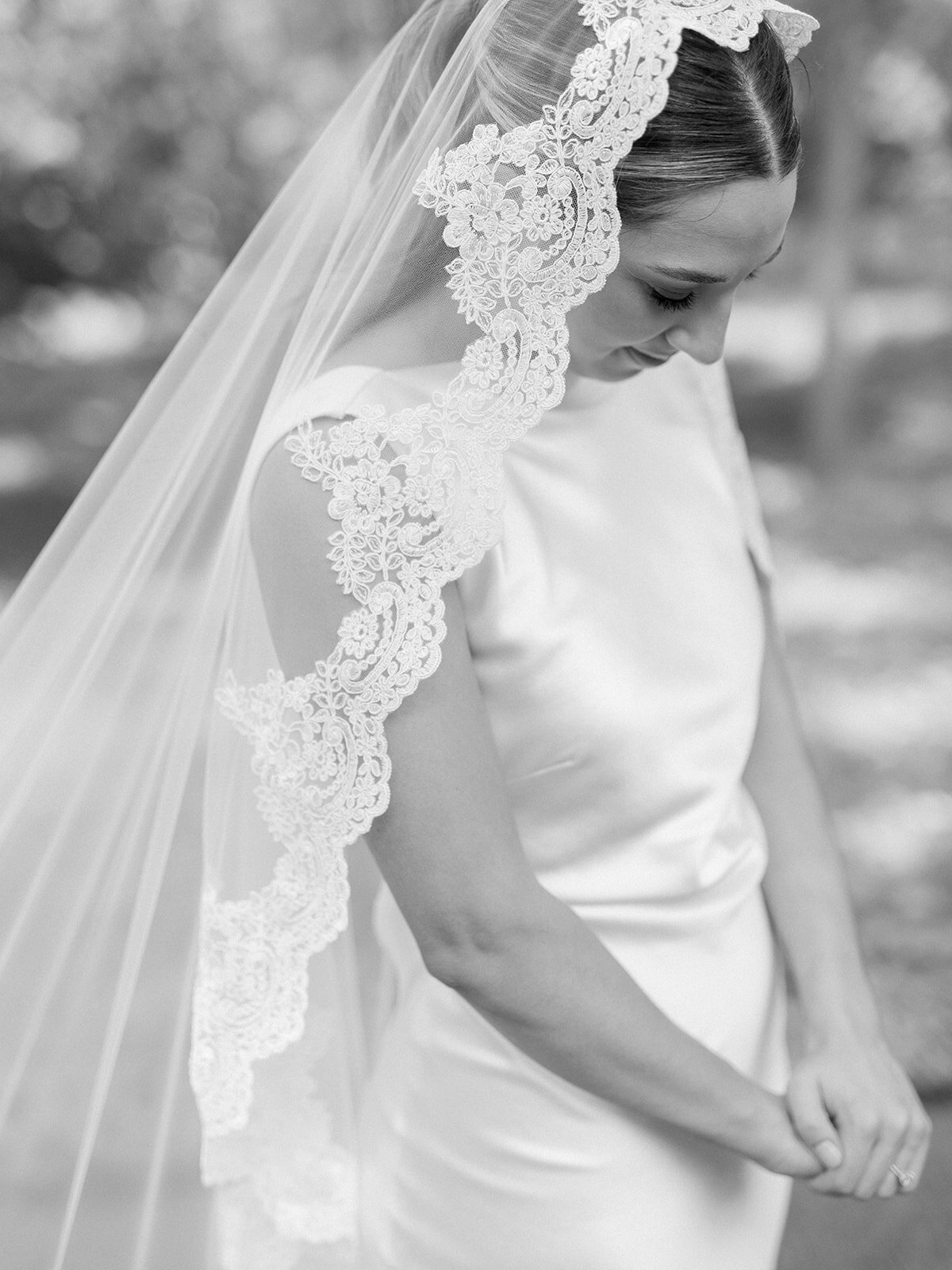 NicoleChase-Wedding-featherandtwine-312-FineArt-Film-Texas-WeddingPhotographer-RuétPhoto-
