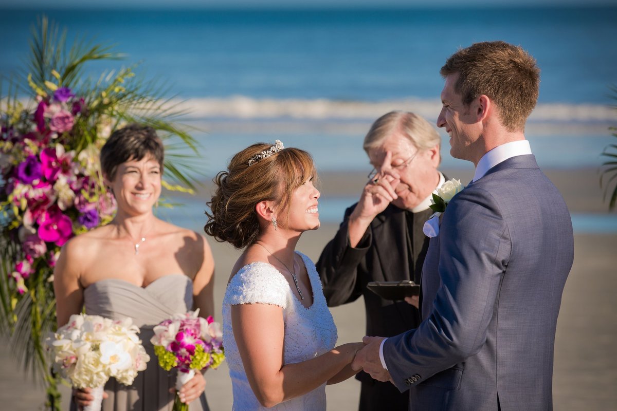 Hilton Head Island Beach Weddings by Sylvia Schutz Photography www.sylviaschutzphotography.com