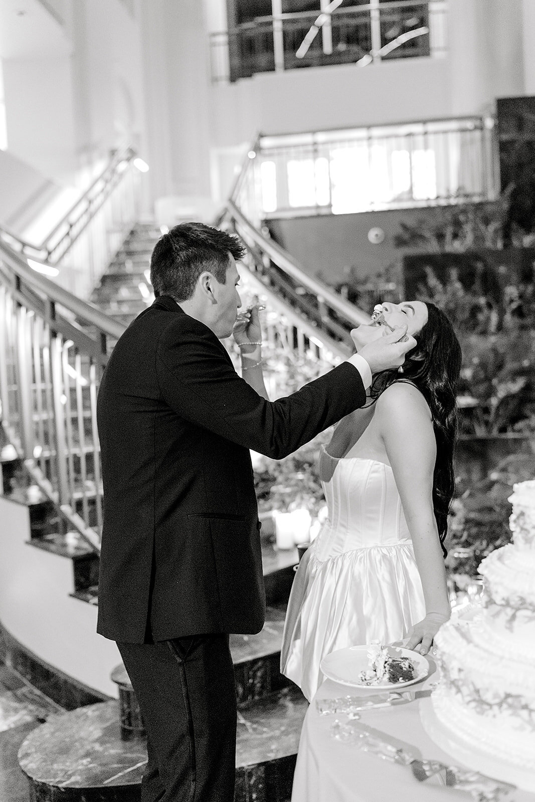 chelsea-nick-curtis-atrium-wedding-98