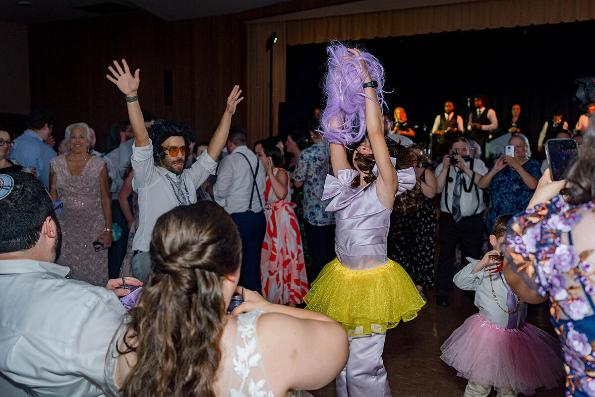 Eliana-Melmed-Photography-Chicago-LosAngeles-Jewish-WeddingPhotography-ElianaSklar-Shtick-00031