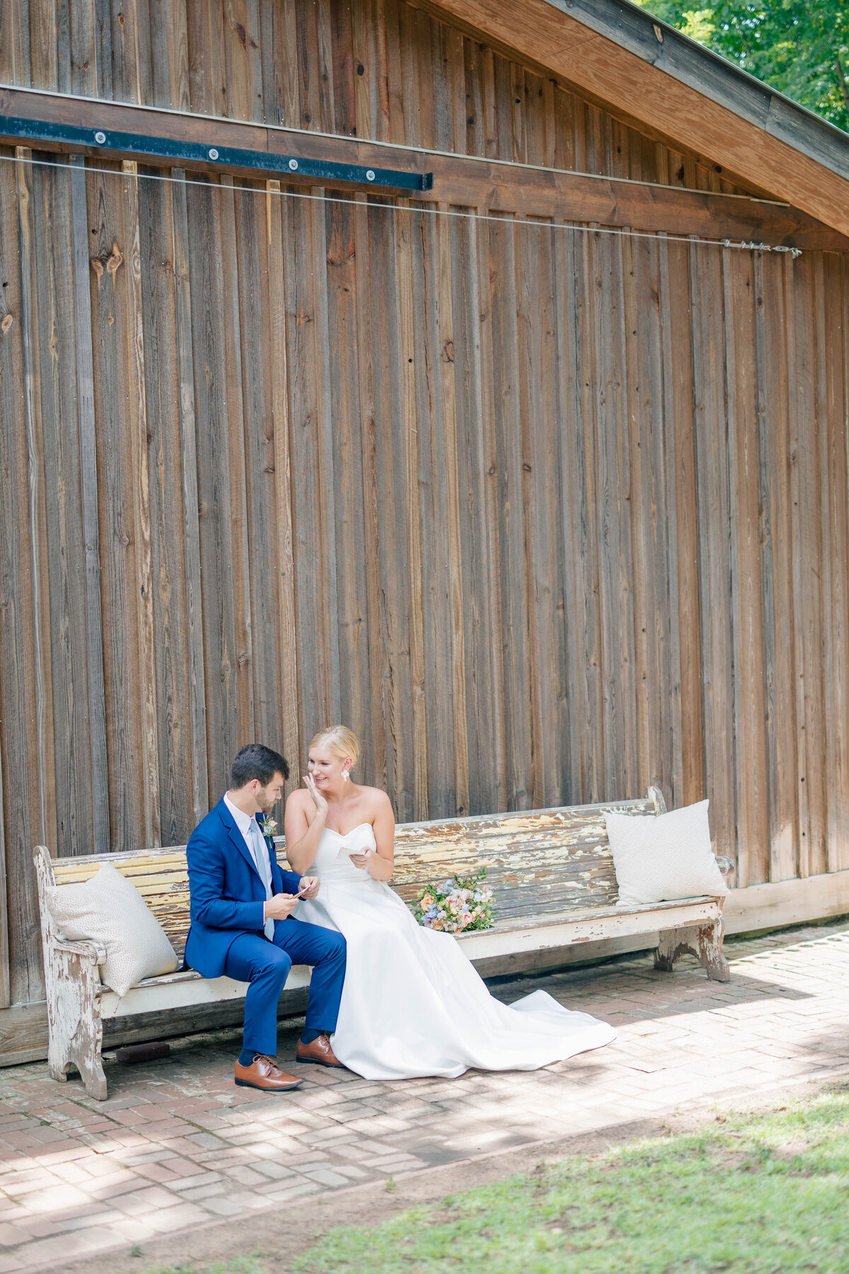 Lindsey-Chris-Wedding-SNEAKPEEK-22