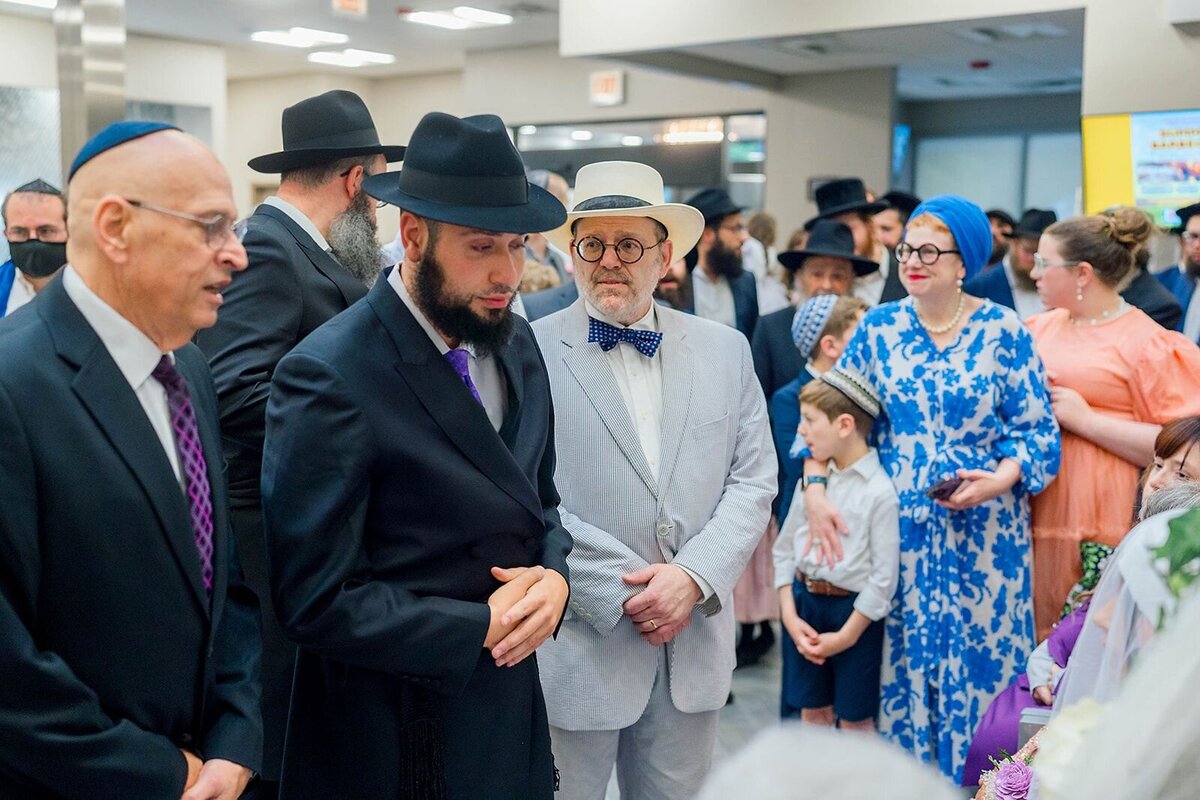 Eliana-Melmed-Photography-Chicago-LosAngeles-Jewish-WeddingPhotographer-CarmiKalman-Bedeken-00072