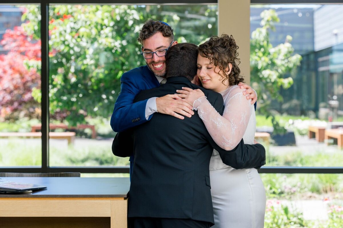 Eliana-Melmed-Photography-Chicago-LosAngeles-Jewish-WeddingPhotography-ShulaNoah-Ketubah-00074