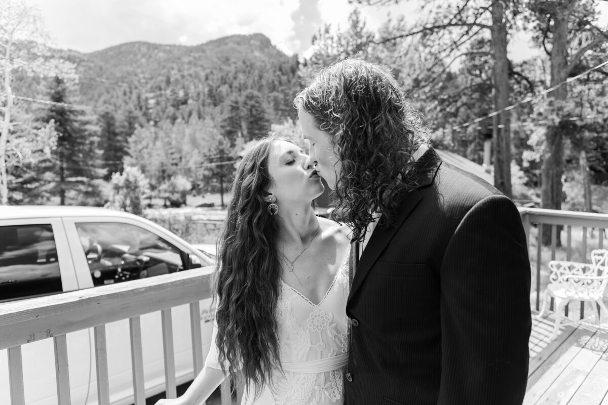 OBP_JA_CatholicColoradoMountainWedding-27