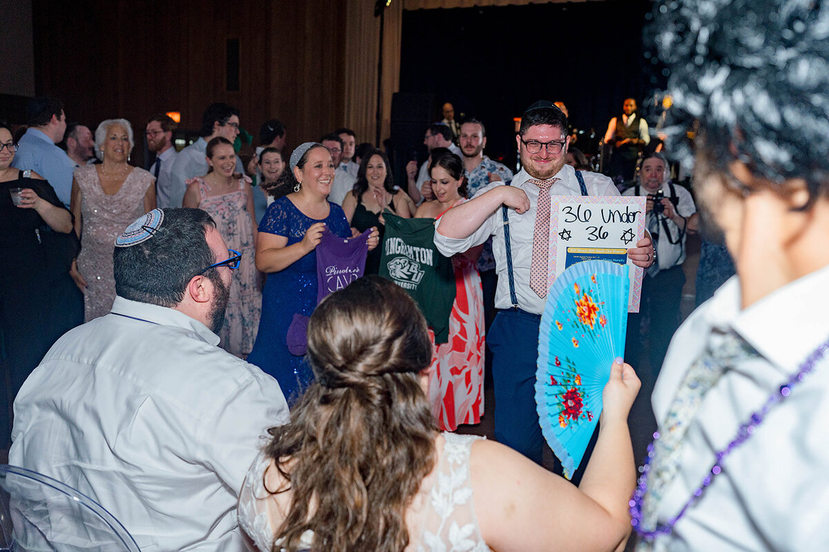 Eliana-Melmed-Photography-Chicago-LosAngeles-Jewish-WeddingPhotography-ElianaSklar-Shtick-00033