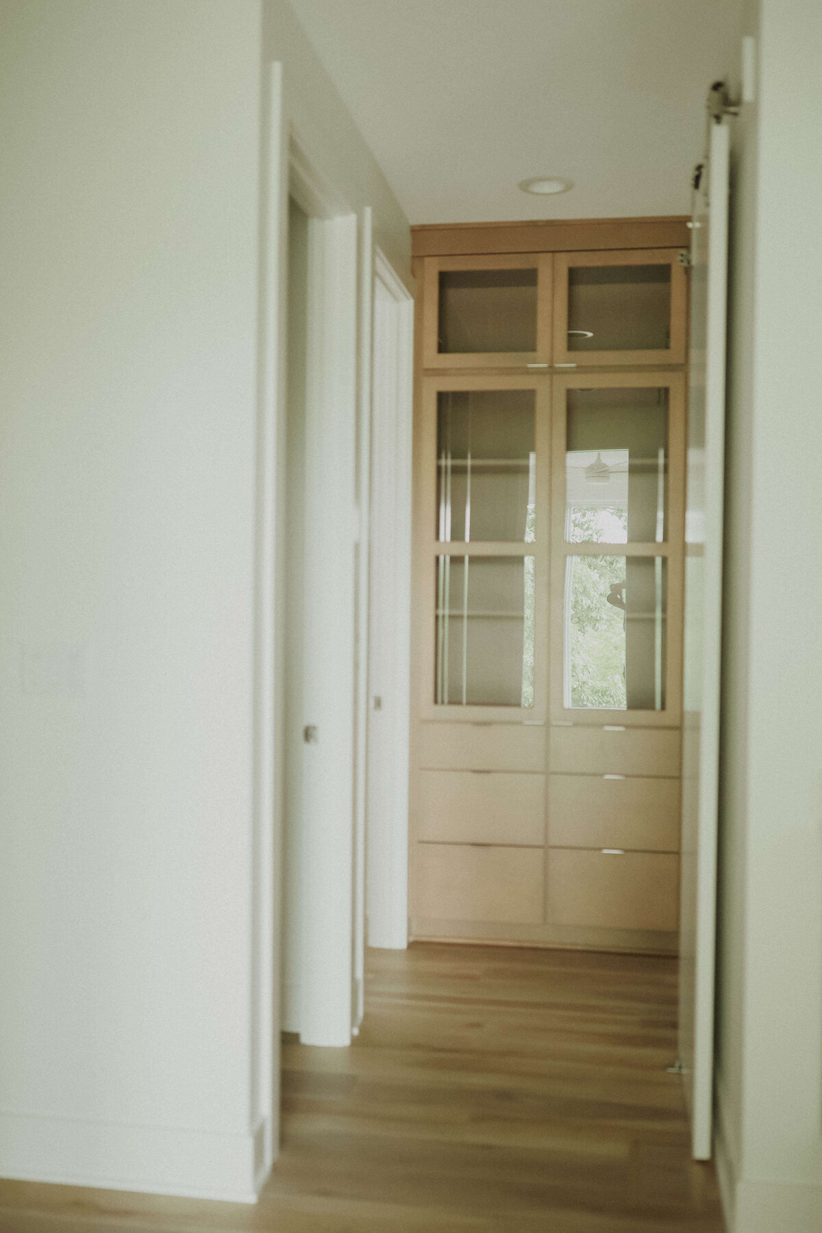 1320-Closet-Polk-City-Central-Iowa-Custom-Home-JRL-Builders-3F1A4696