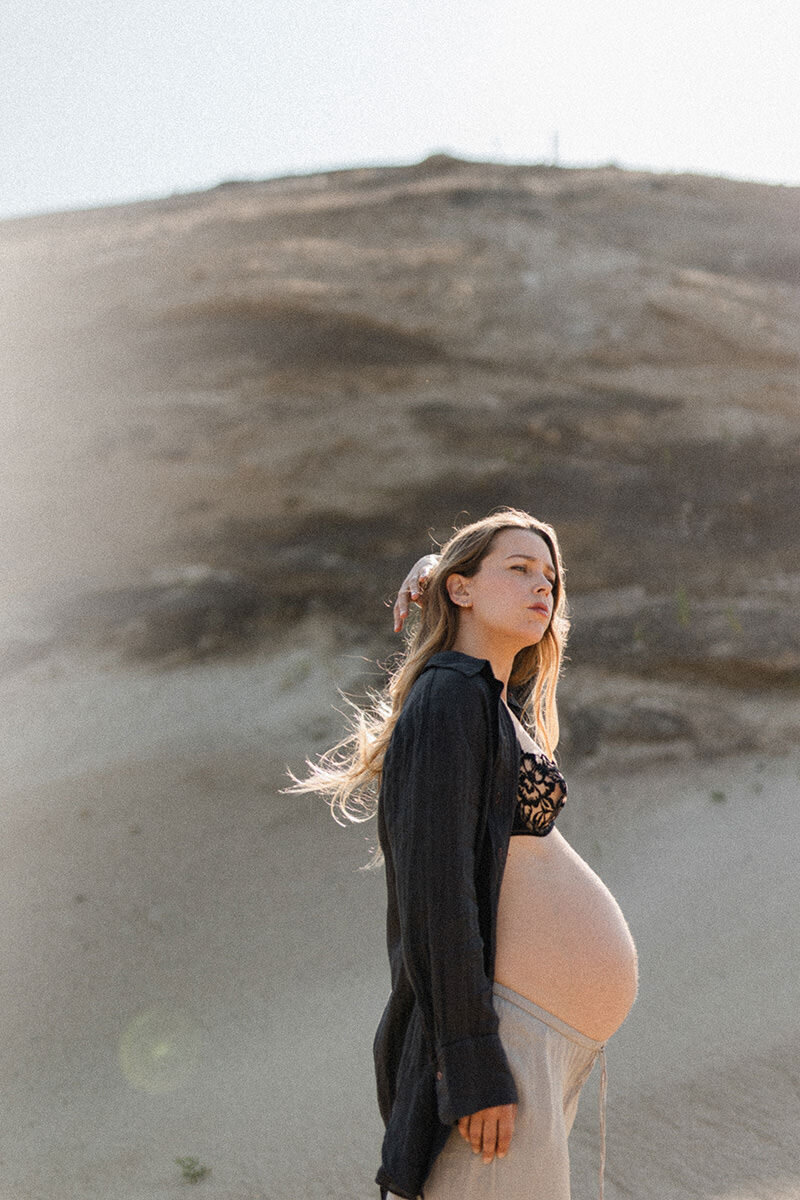 femme-enceinte-desert
