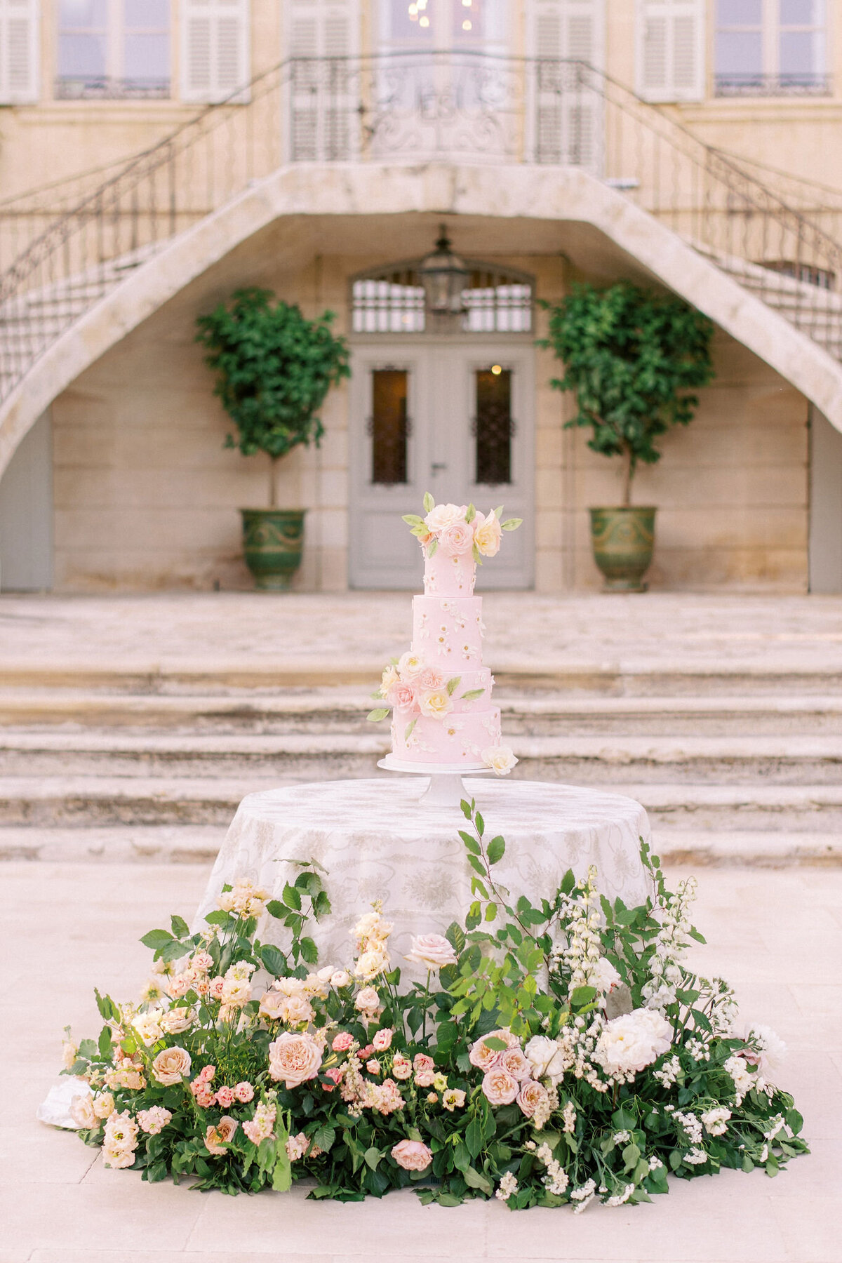 Chateau-de-Estoublon-wedding-florist-Floraison74