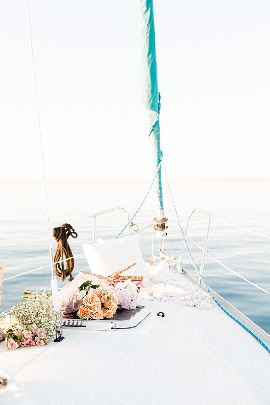 C+E_Chicago_Sailboat_Engagement_Session_by_Diana_Coulter-94