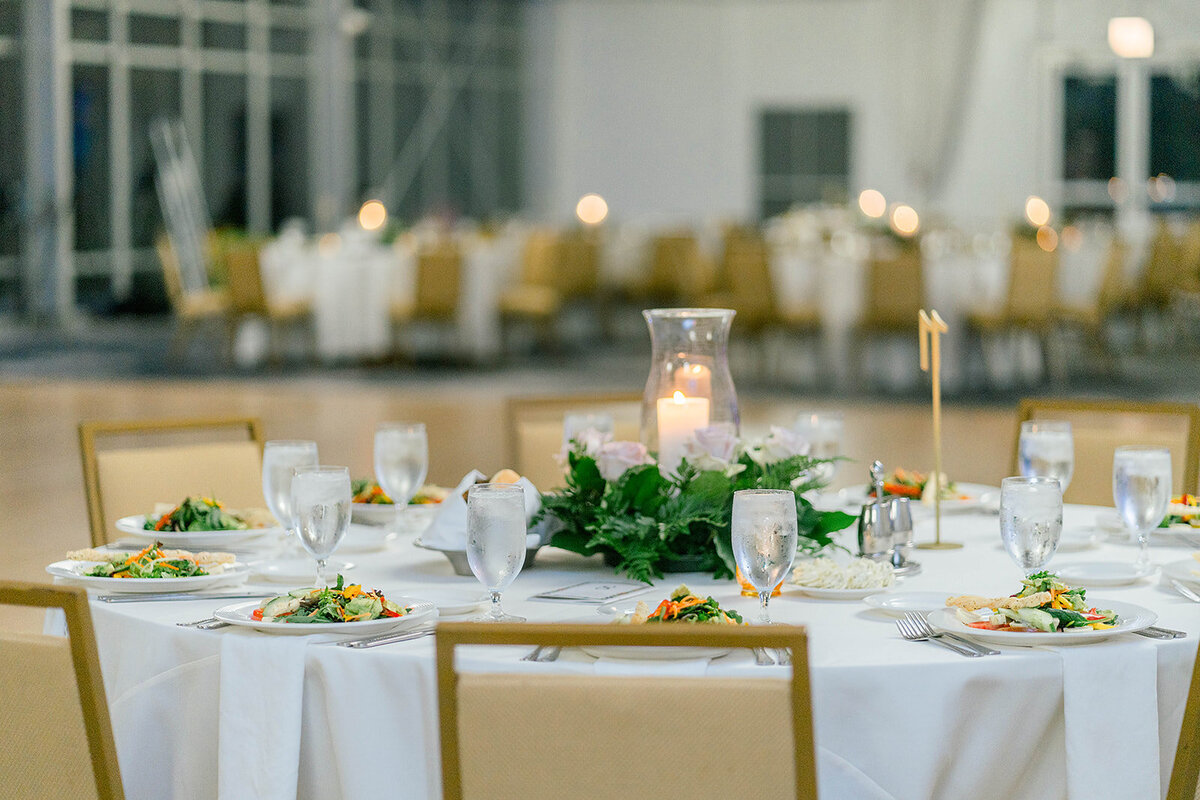 Eliana-Melmed-Photography-Chicago-LosAngeles-Jewish-WeddingPhotography-SimchaDancing-00282