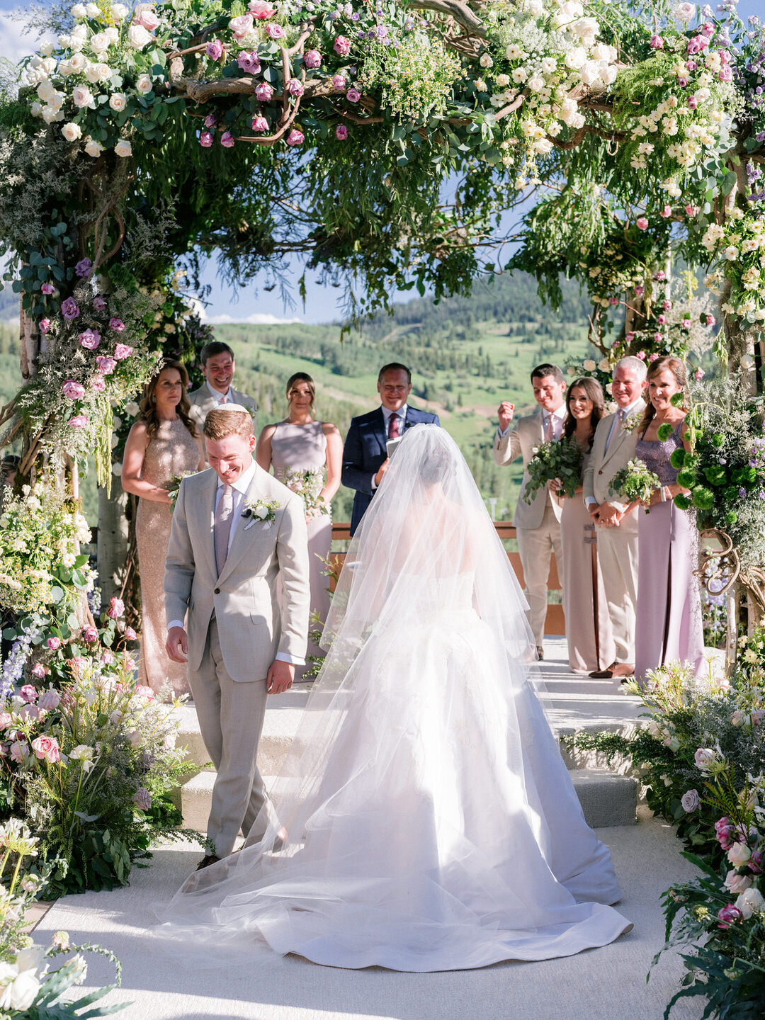 Vail Wedding at Ritz Carlton Bachelor Gulch by @GoBella  42