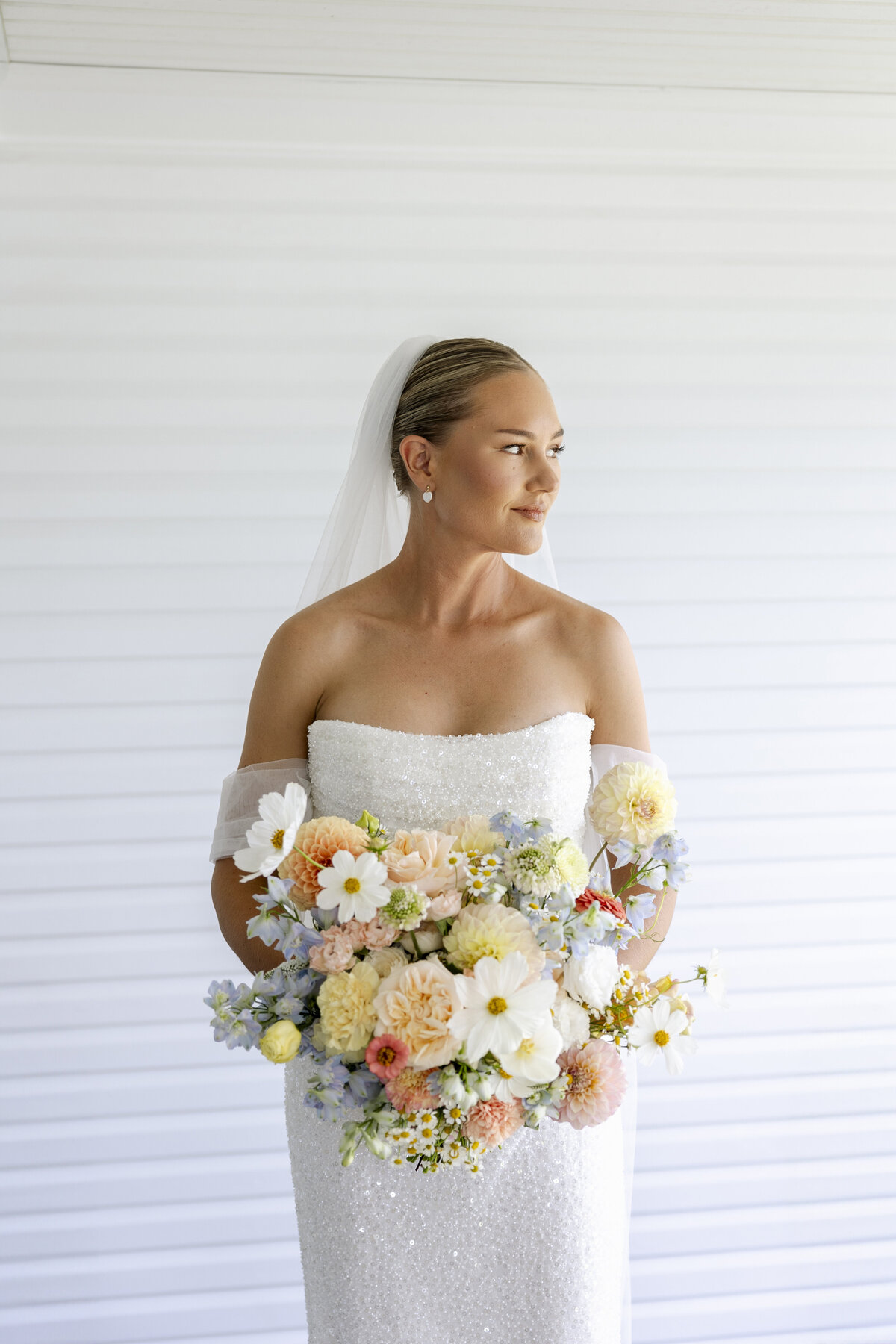 Bee's Blossoms Floral Studio Gold Coast Australia Florist Wedding Event Floral Design Flower Workshops Retail Deliveries Belle Clark Whimsical Romantic Lush Flowers Wedding Bouquets Centerpieces Anna+Isaac+SP_9