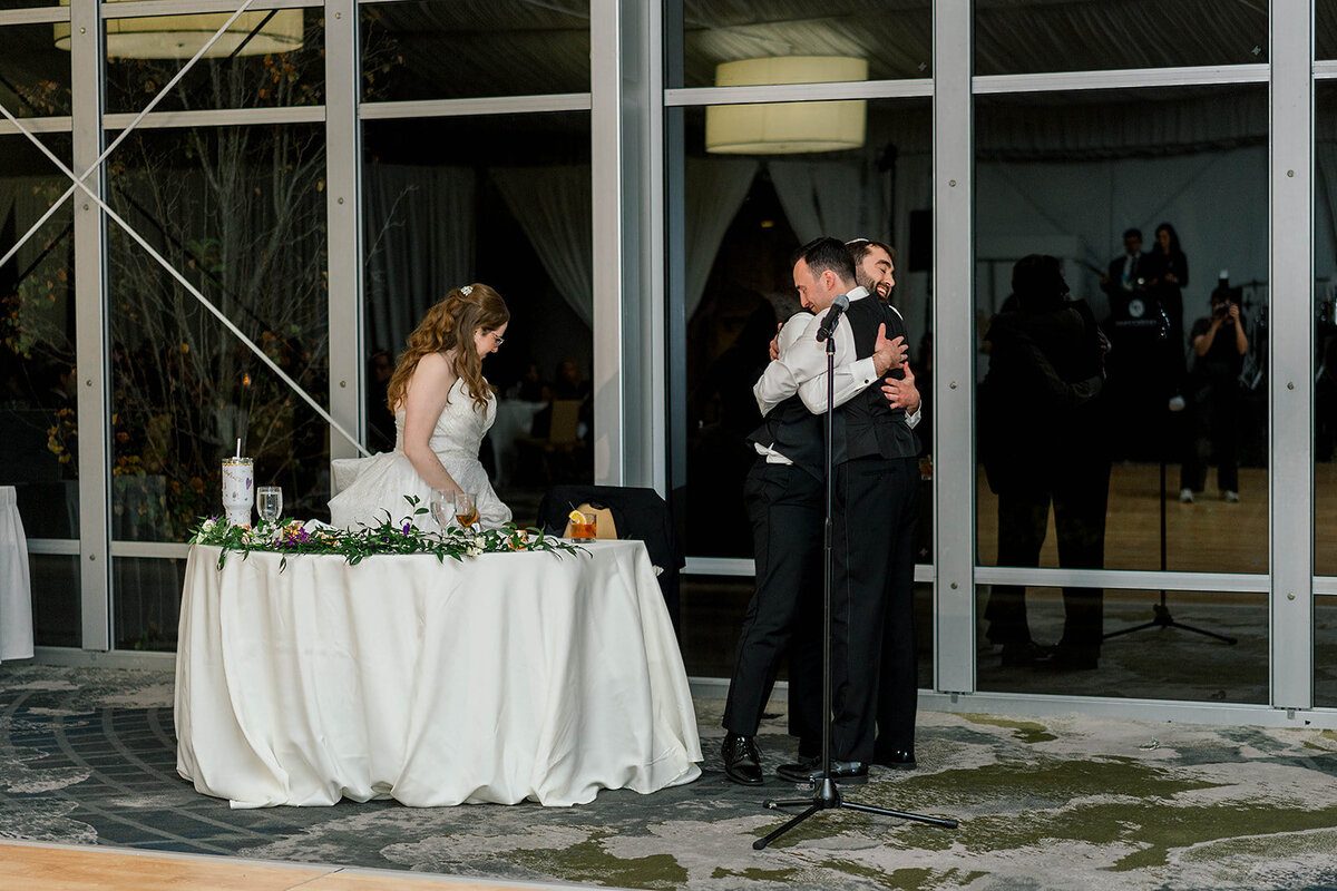 Eliana-Melmed-Photography-Chicago-LosAngeles-Jewish-WeddingPhotography-DInnerSpeeches-00050