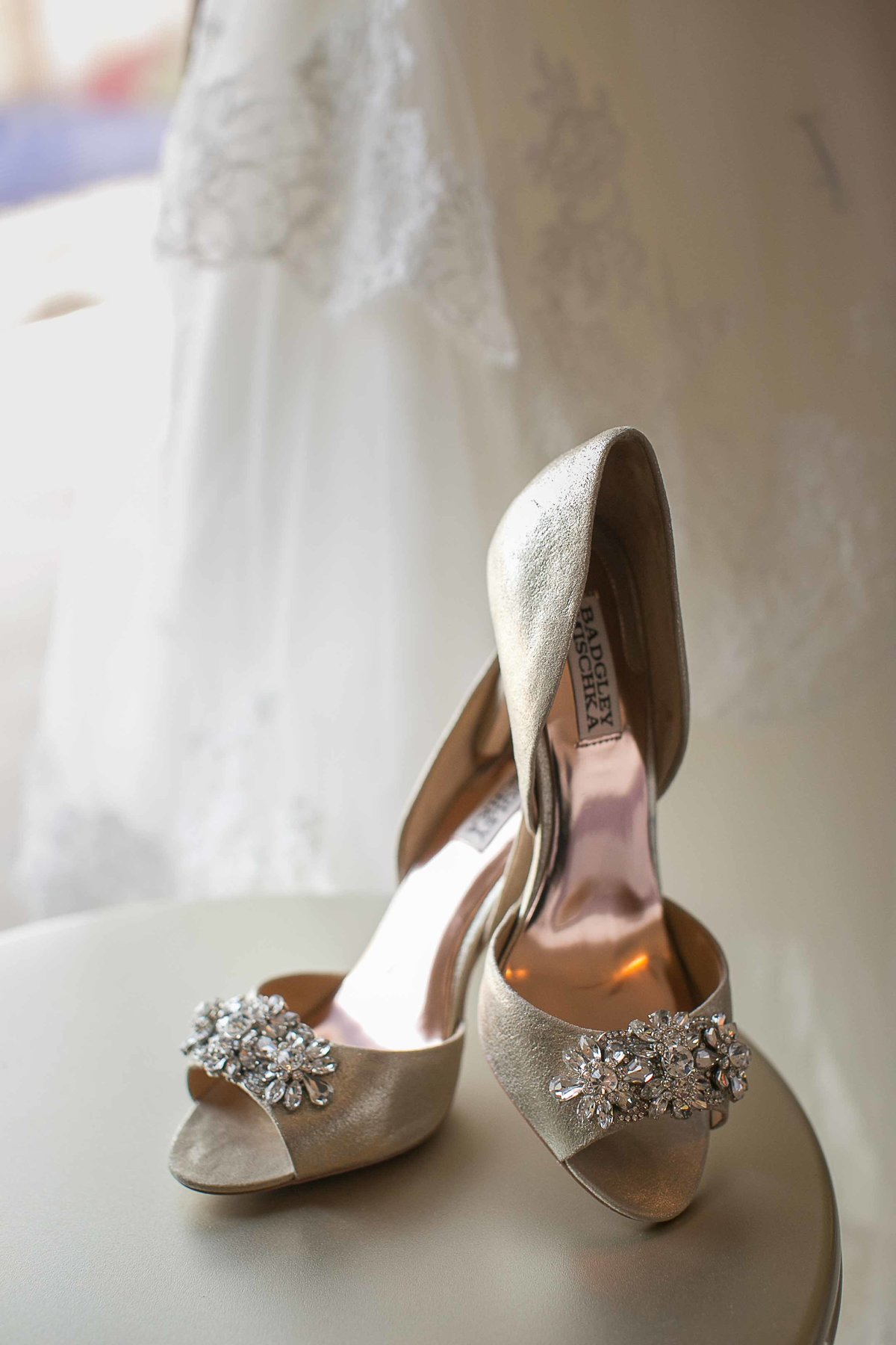 badgley mischka gold wedding shoes