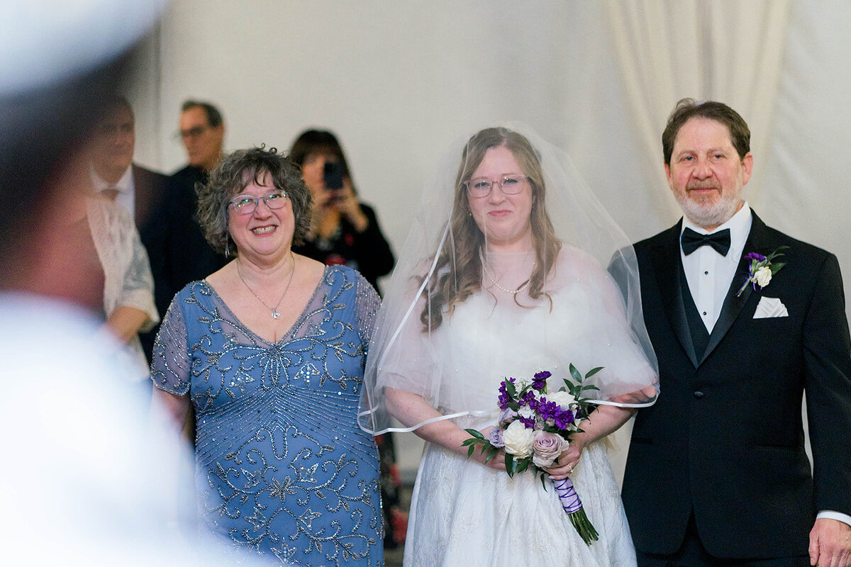 Eliana-Melmed-Photography-Chicago-LosAngeles-Jewish-WeddingPhotography-Chuppah-00092