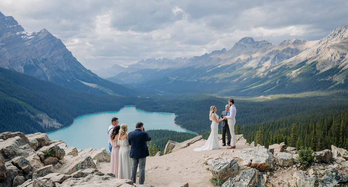 peyto lake intimate wedding elopement boho mountain photographer