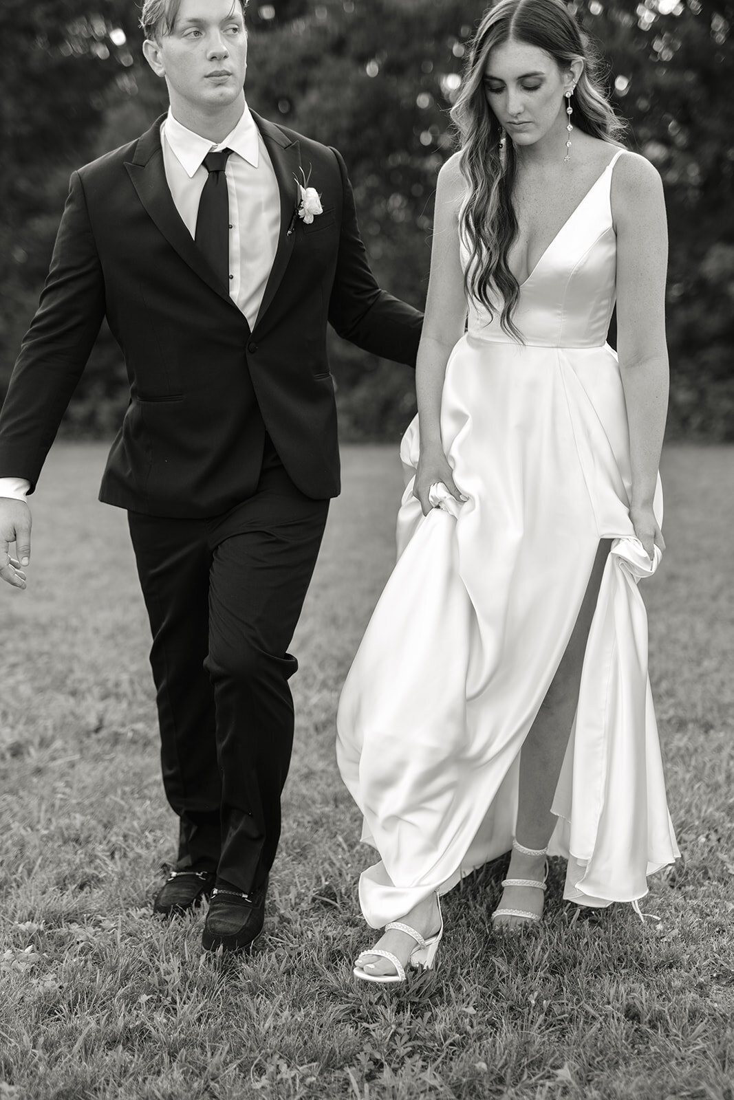 Rebecca and Dan _ The Ridge Wedding Venue _ Kansas City Wedding Photography _ Nick and Lexie Photo + Film-1247