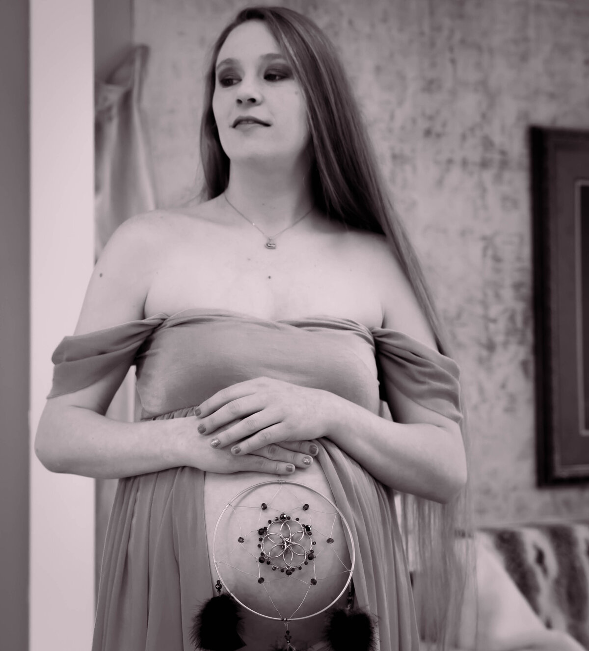 goddess studio maternity boudoir dreamcatcher black and white