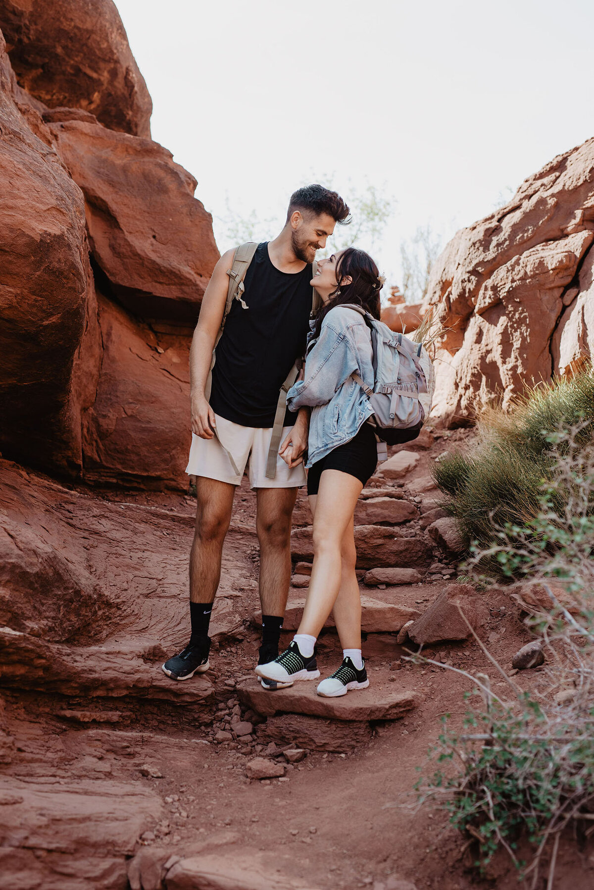Utah Elopement Photographer captures couple holding hands