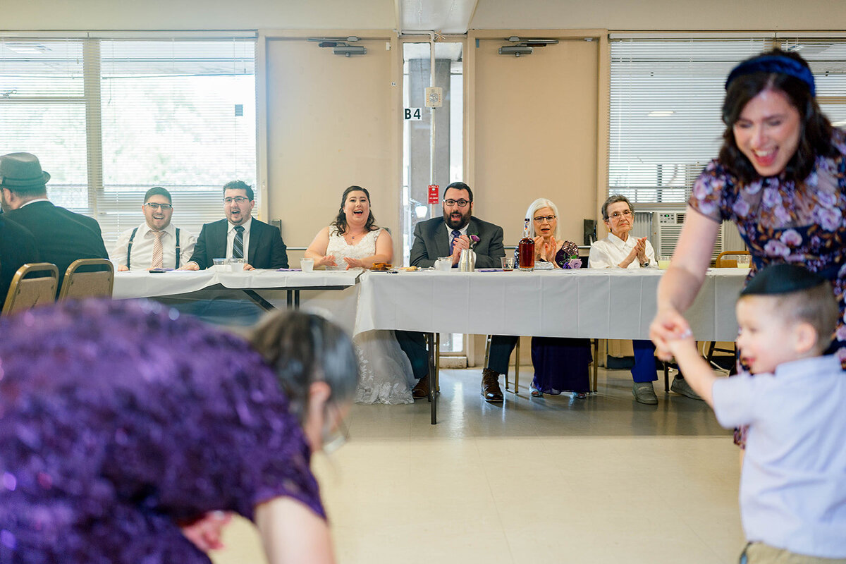 Eliana-Melmed-Photography-Chicago-LosAngeles-Jewish-WeddingPhotography-ElianaSklar-Tisch-00025