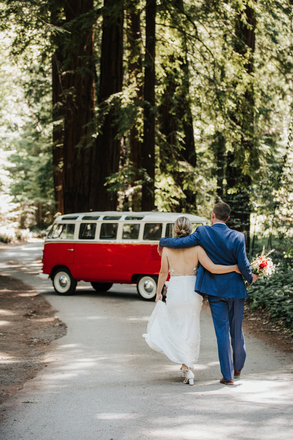 THEDELAURAS_LOMAVISTAGARDENS_BIGSUR_WEDDING_JENNARALEIGH_ENGAGEDANDINSPIRED_0471 copy