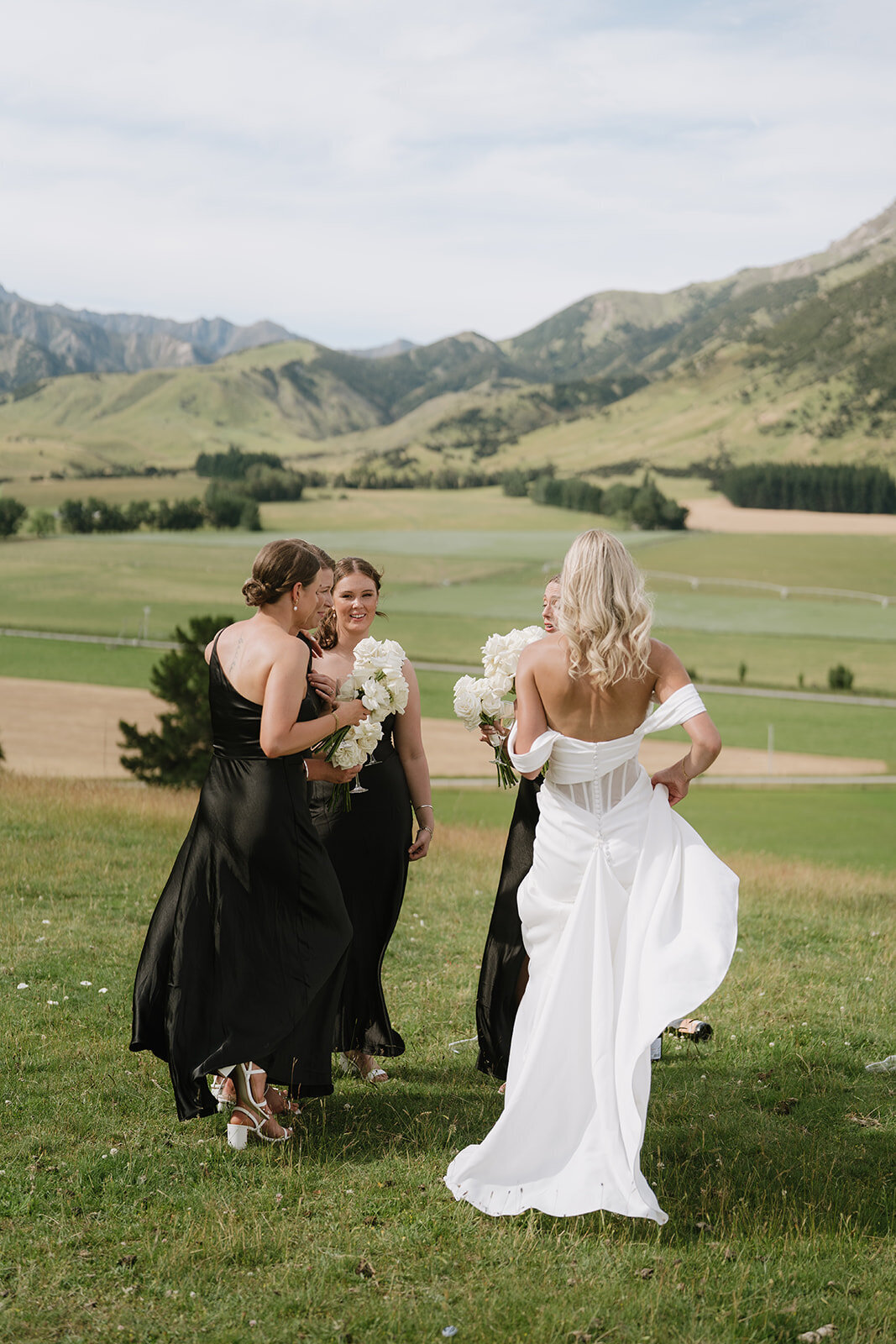Melissa Clark Photography - Queenstown Wedding Photographer - Brenna & Taylor - Lookoutlodge Wedding-520