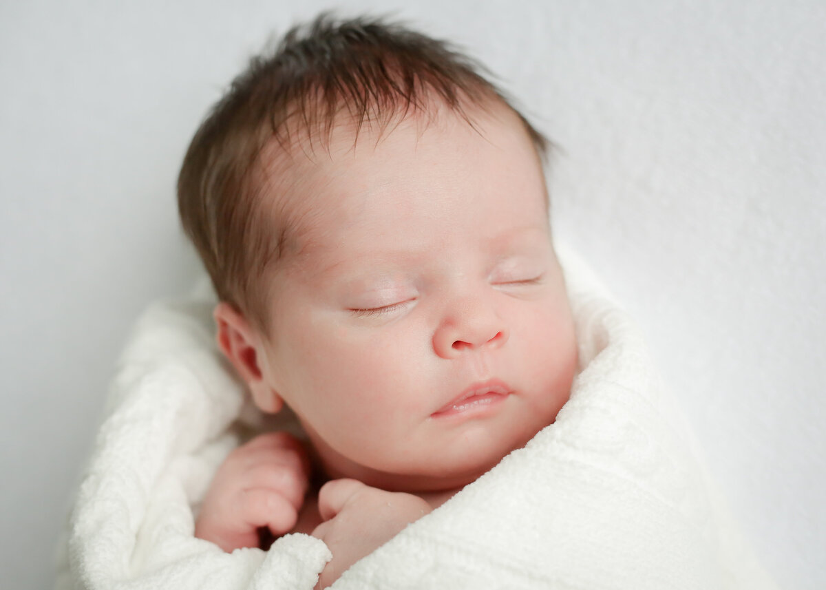 Newborn photographer for Haslemere
