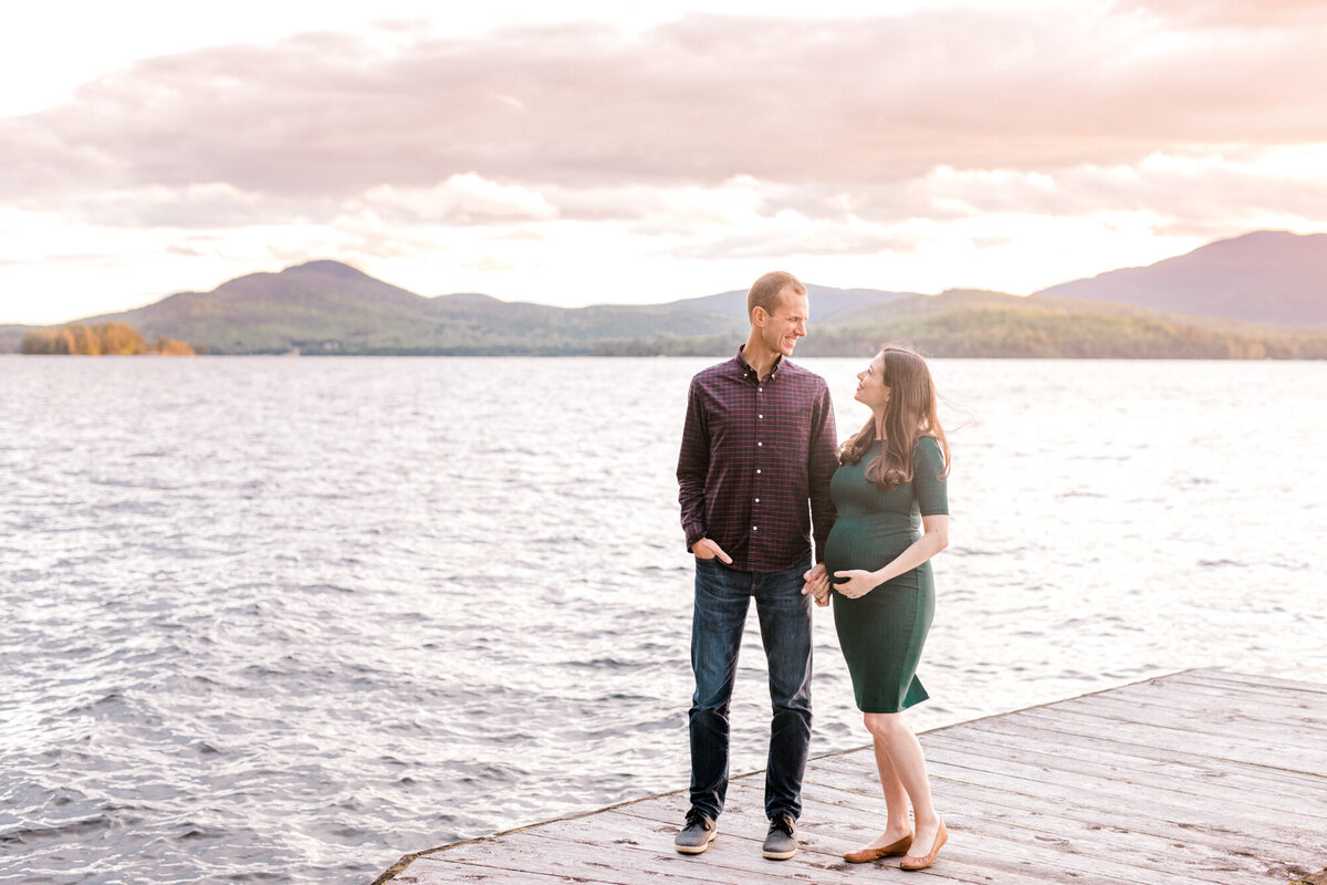 Andrea Simmons Photography pregnant and maternity photos mom and baby expecting maine light and airy soft beautiful portraits MaternityWebsite-8