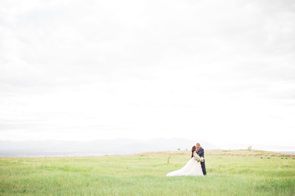 mountain-field-bridals