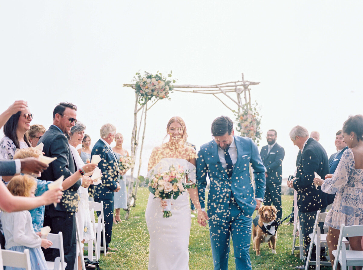 Bride and groom just married at Oceanstone Resort Wedding in Nova Scotia
