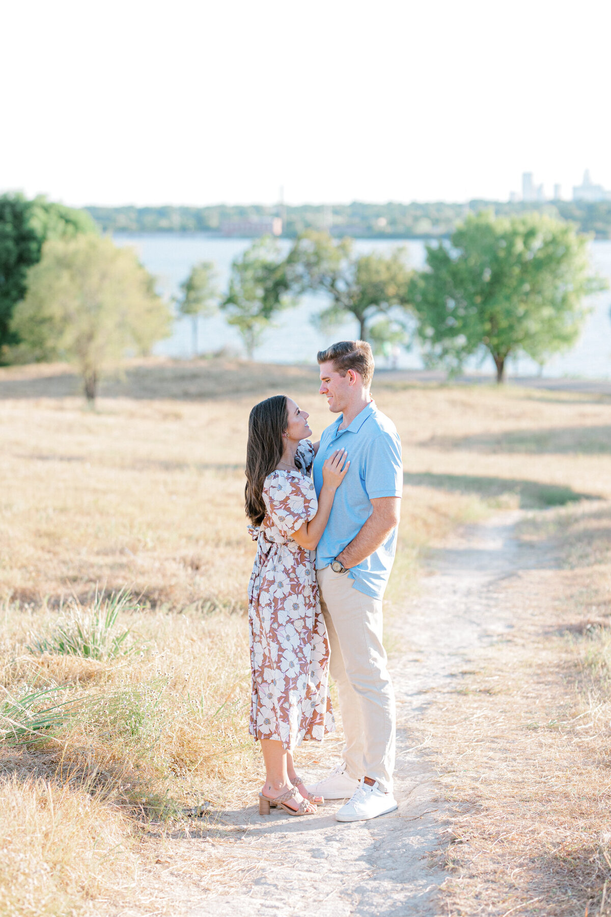 Allie & Nolan's Engagement Session at White Rock Lake | Dallas Wedding Photographer | Sami Kathryn Photography-9