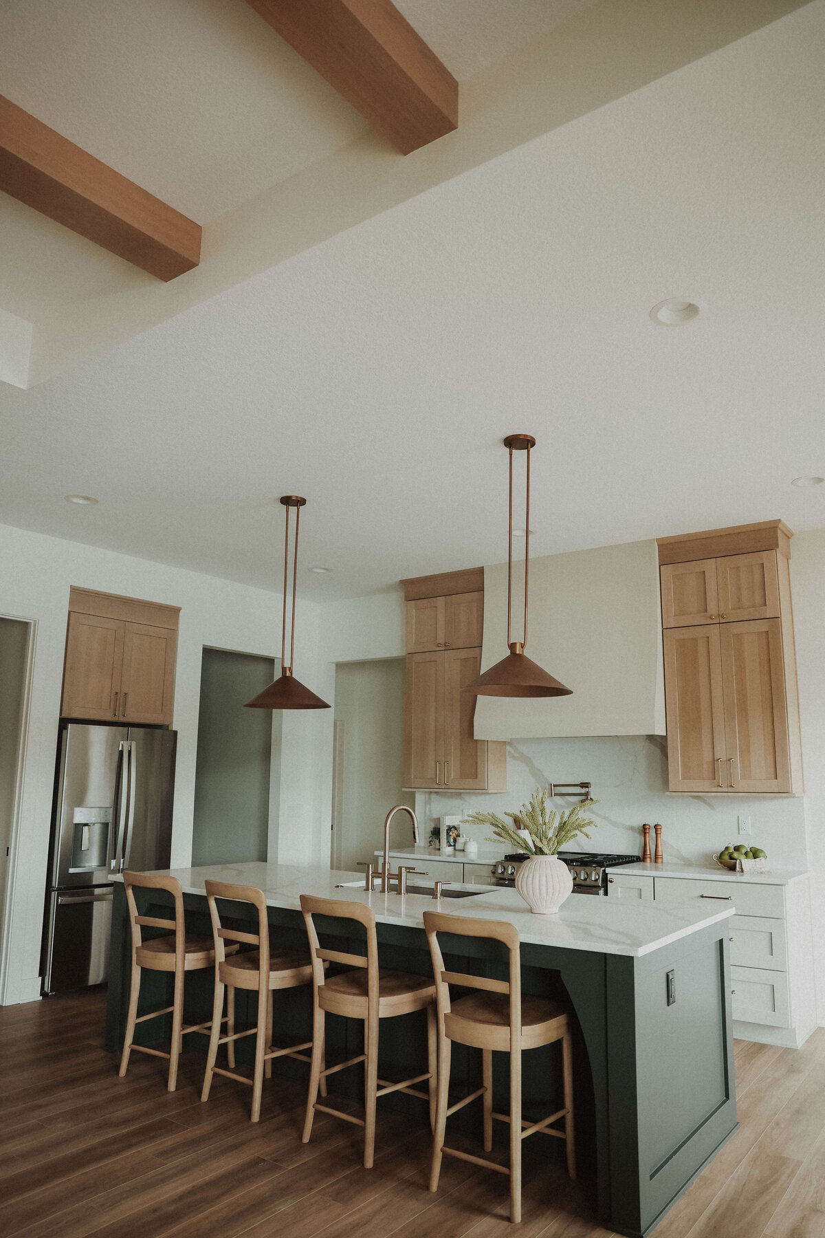 4108-Kitchen-Panora-Central-Iowa-Custom-Home-JRL-Builders-E23A8946