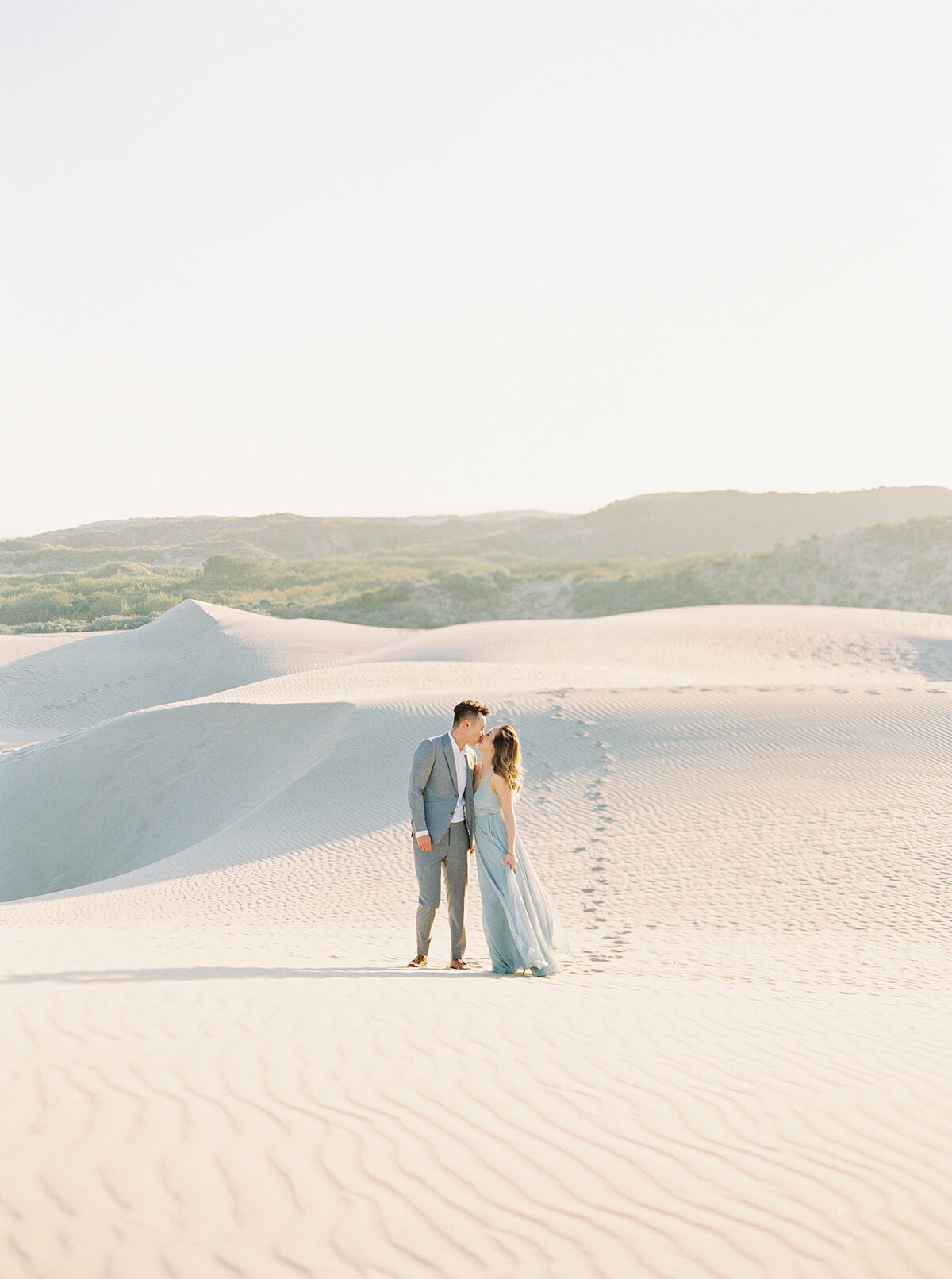 sand-dune-engagement-photos-26