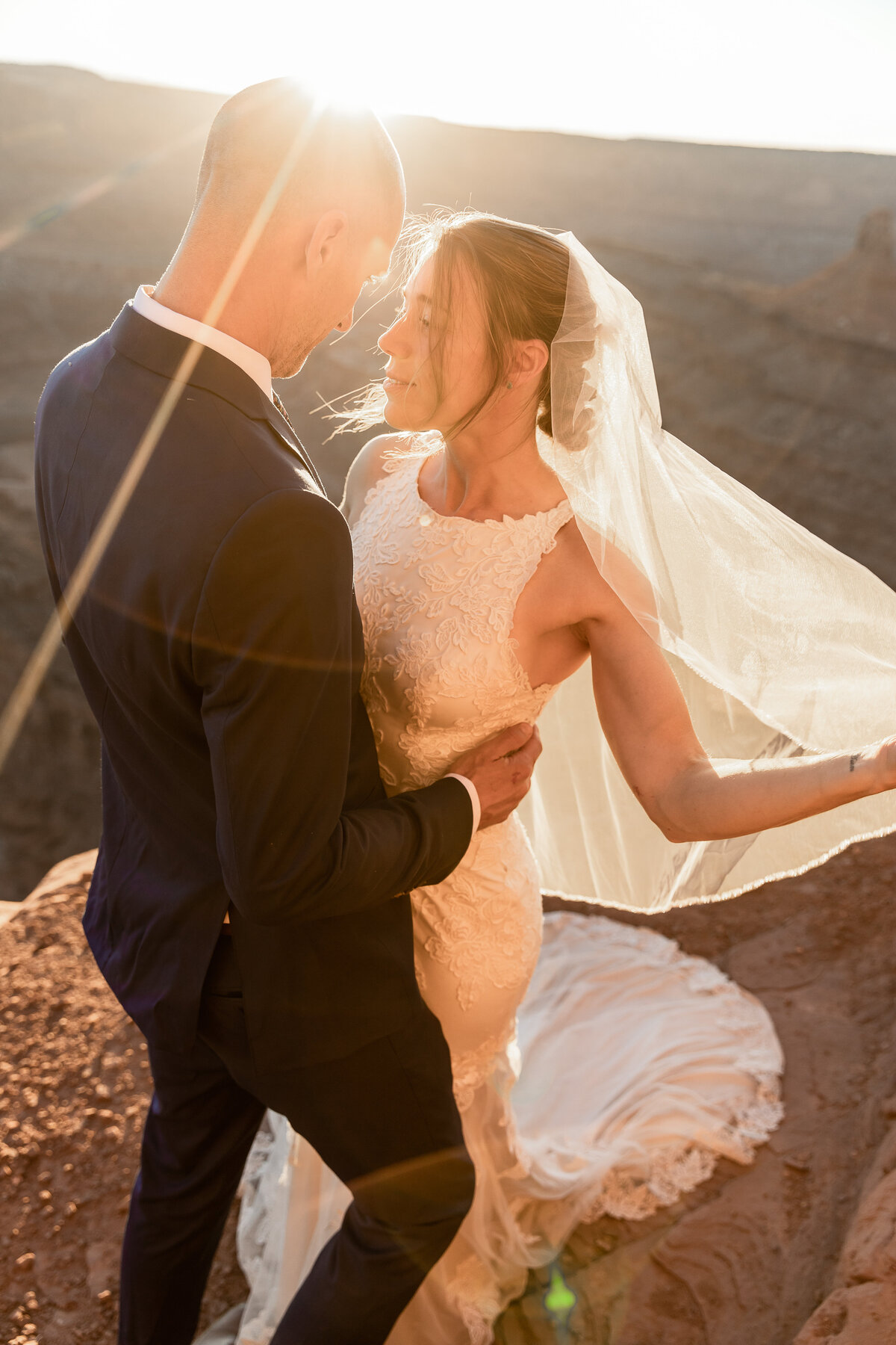 moab-dead-horse-point-adventure-elopement-wedding34