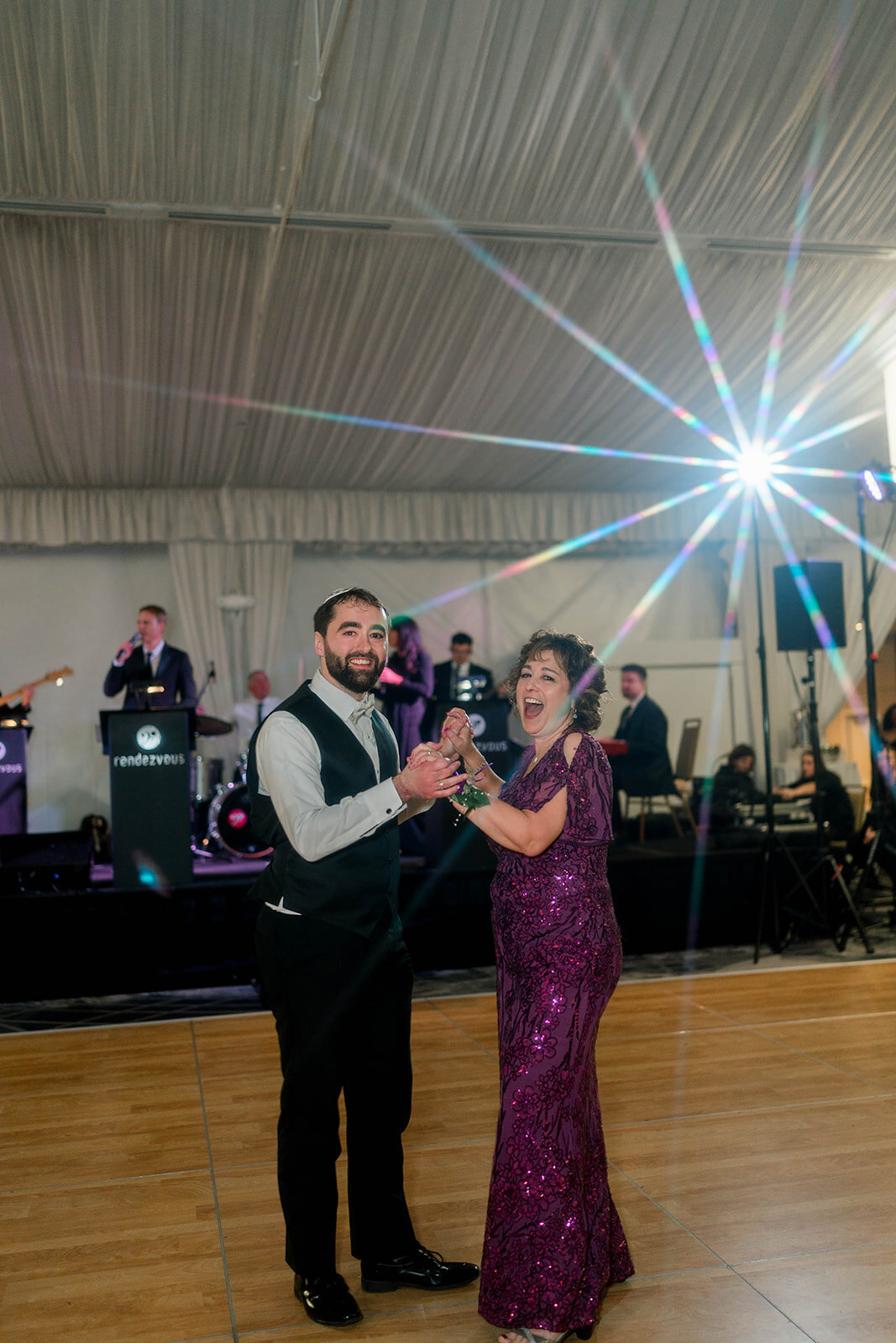 Eliana-Melmed-Photography-Chicago-LosAngeles-Jewish-WeddingPhotography-DInnerSpeeches-00167