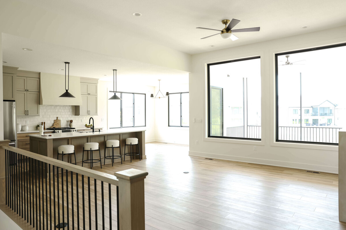 5306-Livingroom-Urbandale-Central-Iowa-Custom-Home-JRL-Builders-3F1A2774