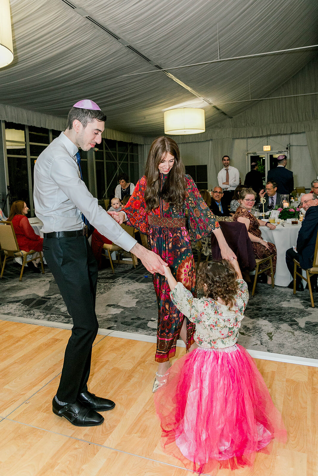 Eliana-Melmed-Photography-Chicago-LosAngeles-Jewish-WeddingPhotography-DInnerSpeeches-00011