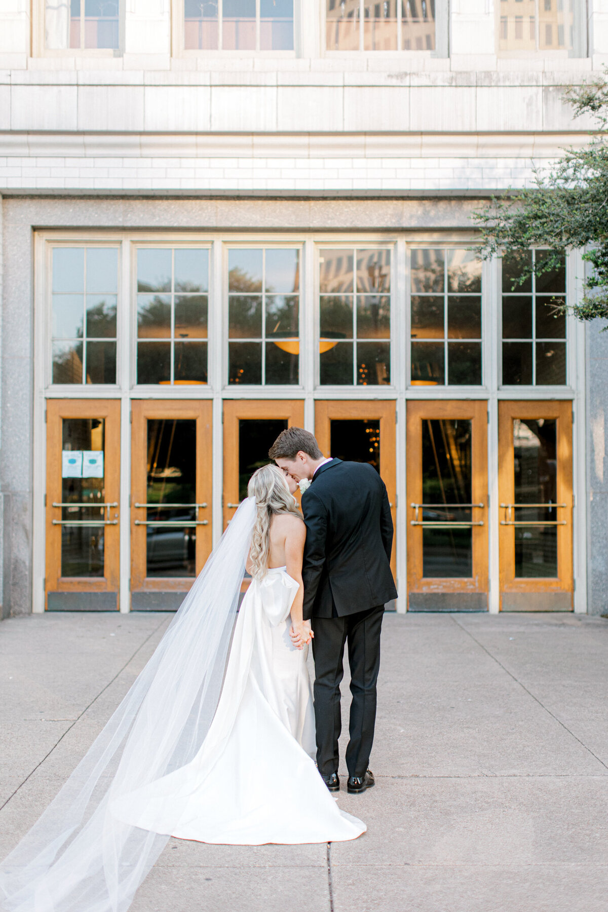 Madison & Michael's Wedding at Union Station | Dallas Wedding Photographer | Sami Kathryn Photography-149