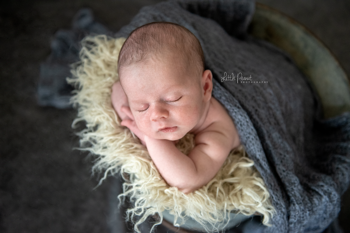 w2019-LittlePeanutPhotography-Newborn-6989