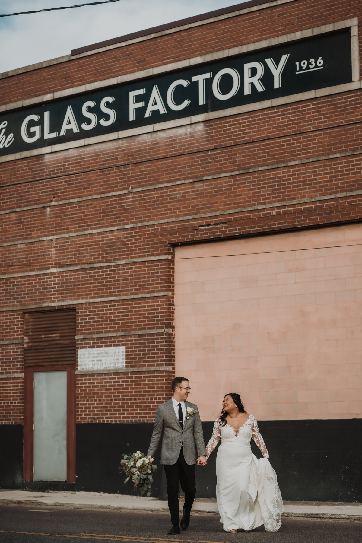 glass-factory-weddings-355