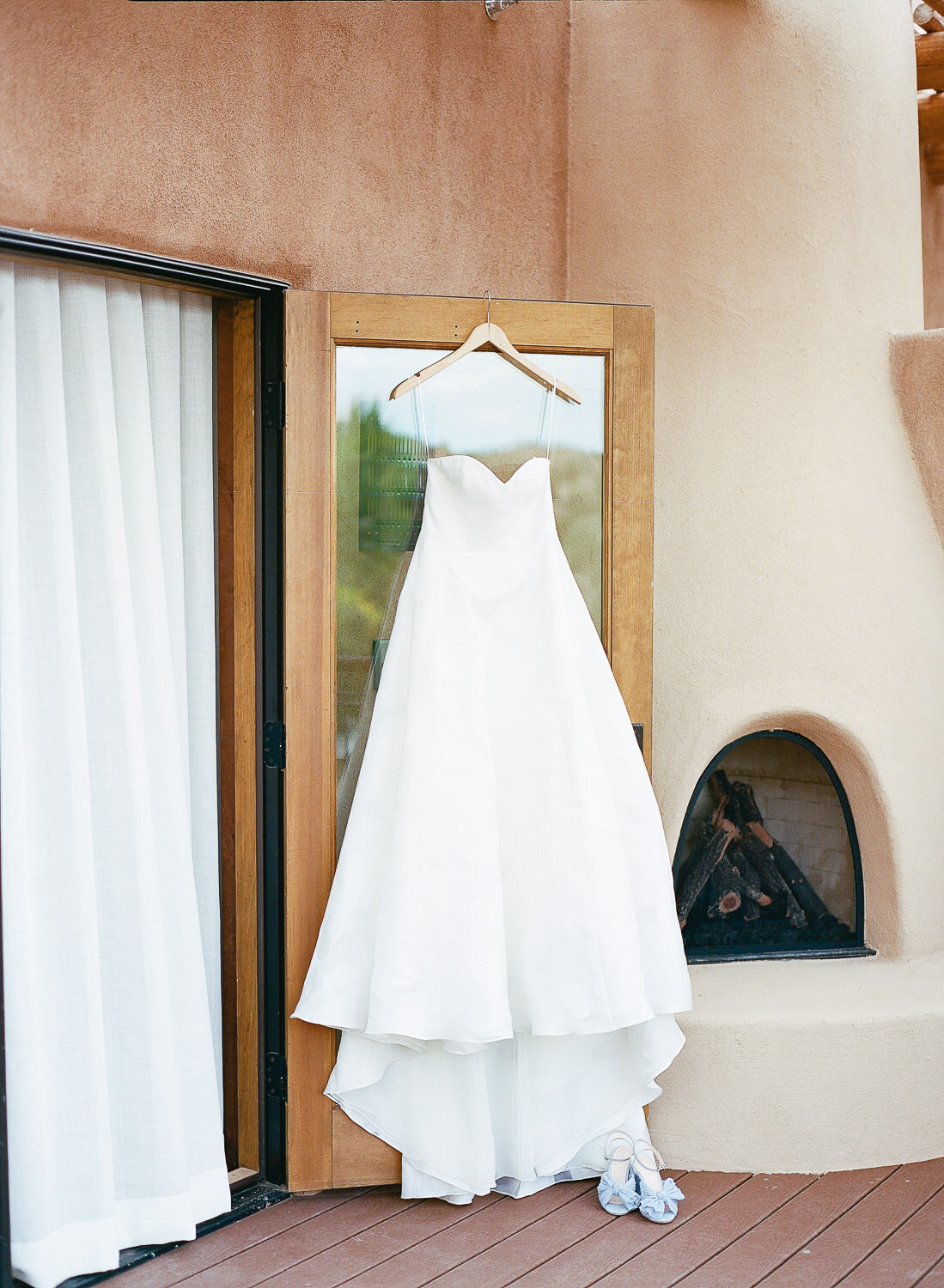 luxury-wedding-santa-fe-bishops-lodge-coryn-kiefer-photography-202