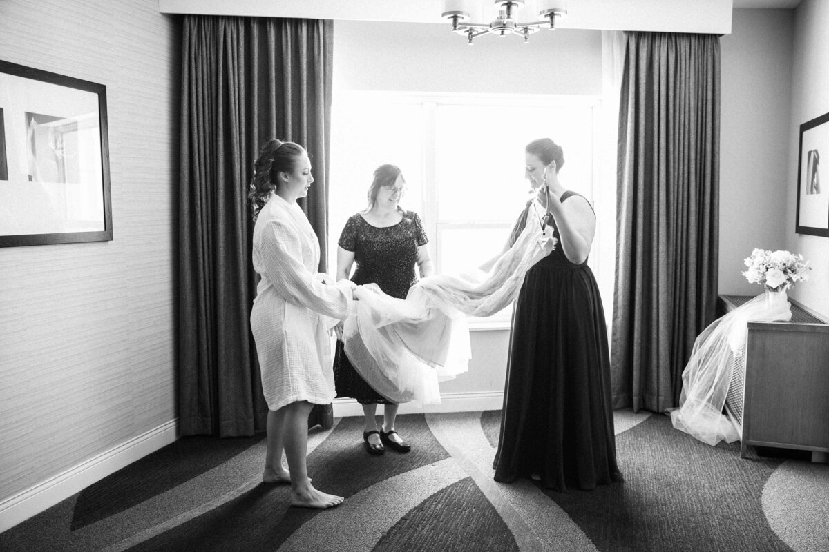 Temerity Photography Vanessa Hurr Wedding Engagement Award Winning Photographer Timeless Classic Love Wisconsin8