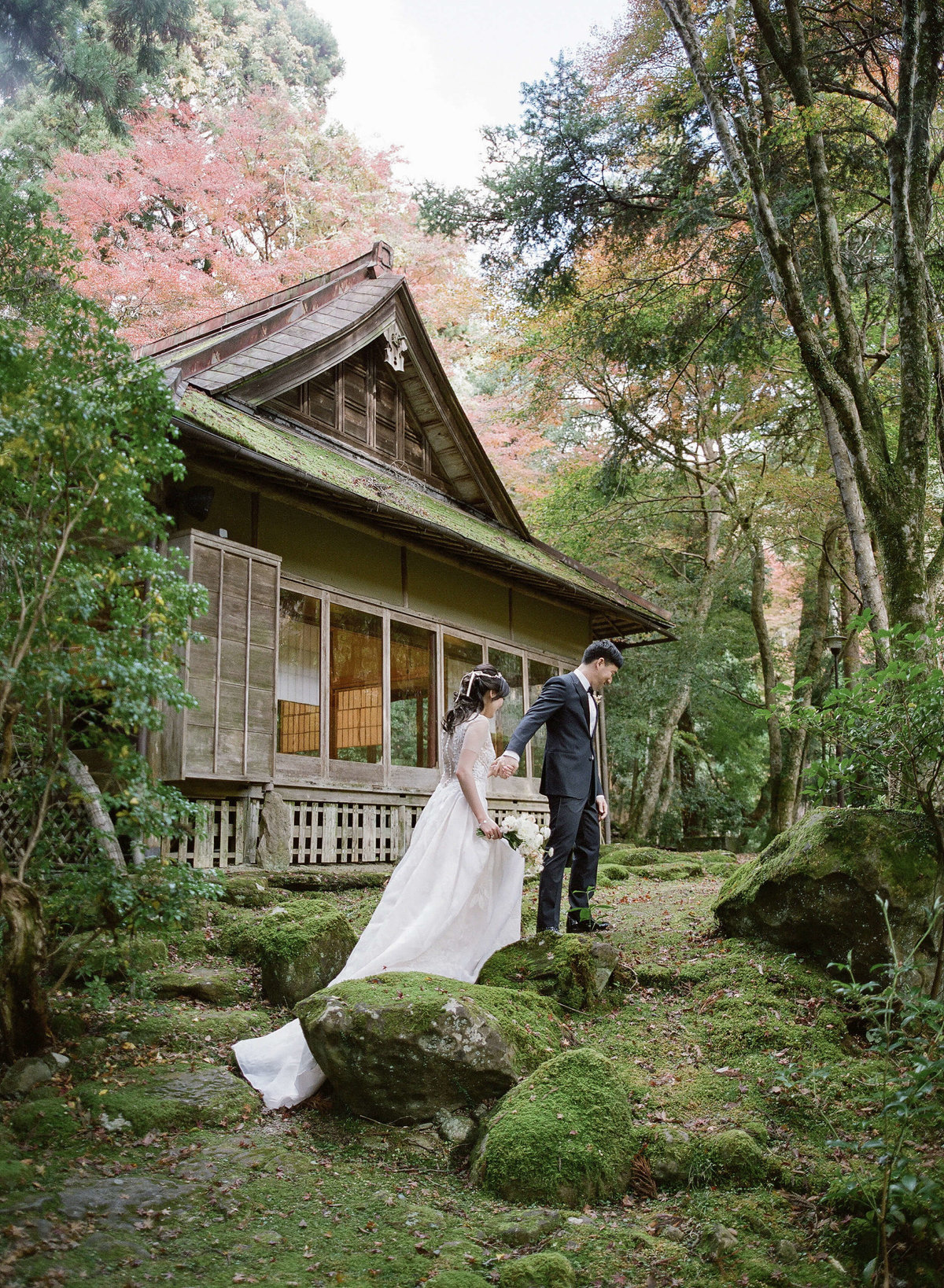 14-KTMerry-weddings-bride-groom- japan